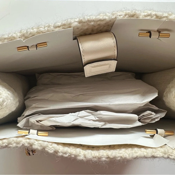 TORY BURCH ELLA LOGO CREAM BOUCLE TOTE BAG LEATHER/CHAIN HANDLE NWT $698 RARE - Picture 10 of 13